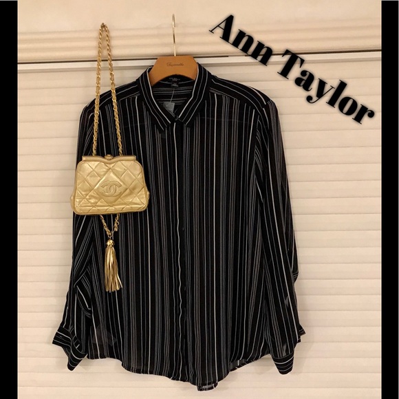 Ann Taylor Tops - Ann Taylor Petite Blouse - Size: LP